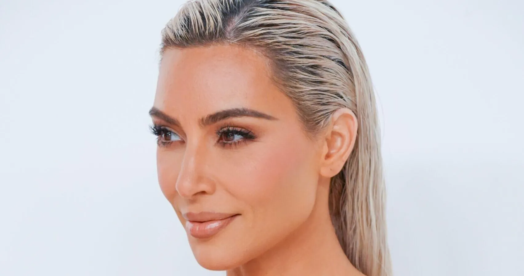 مورفيوس ٨ برو :تحويل أهداف بشرتك من مجرد أهداف إلى واقع!