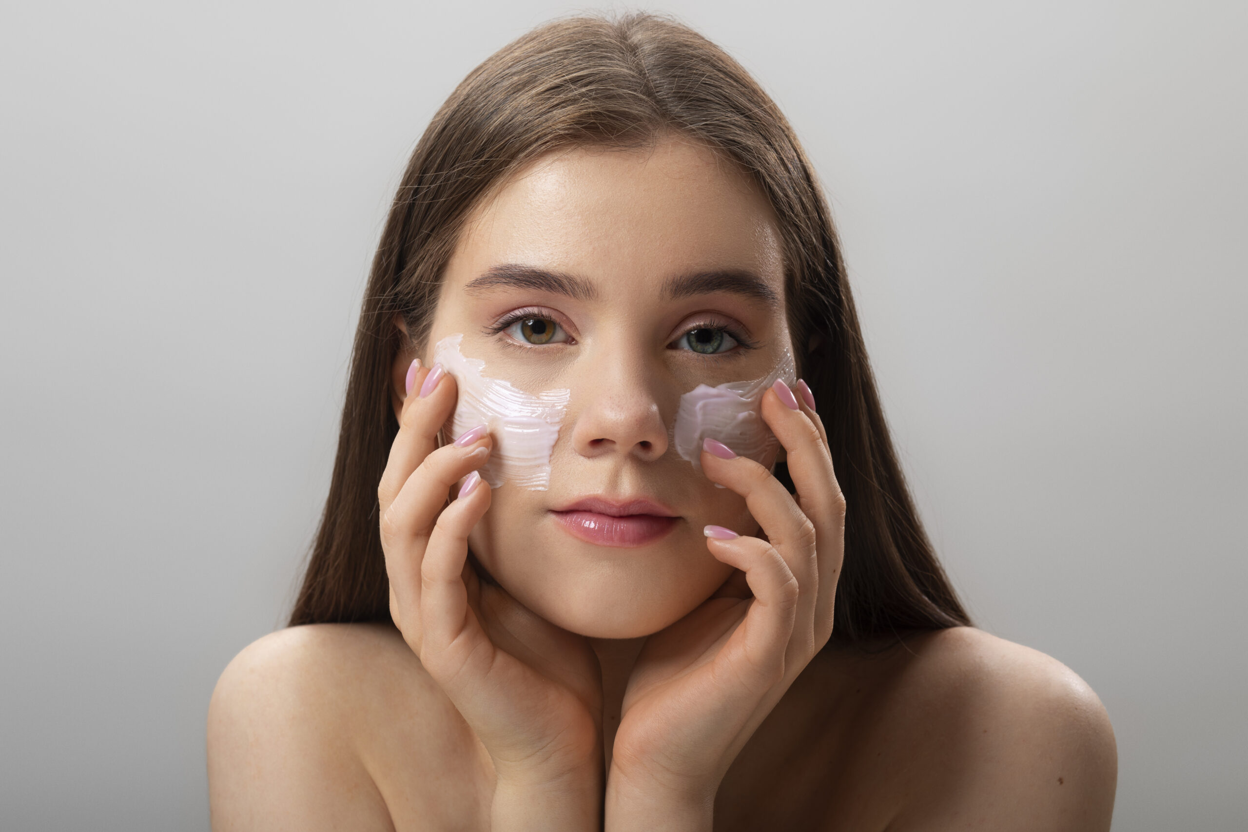 Here's What You Need To Know About Acne Scar Removal Cream