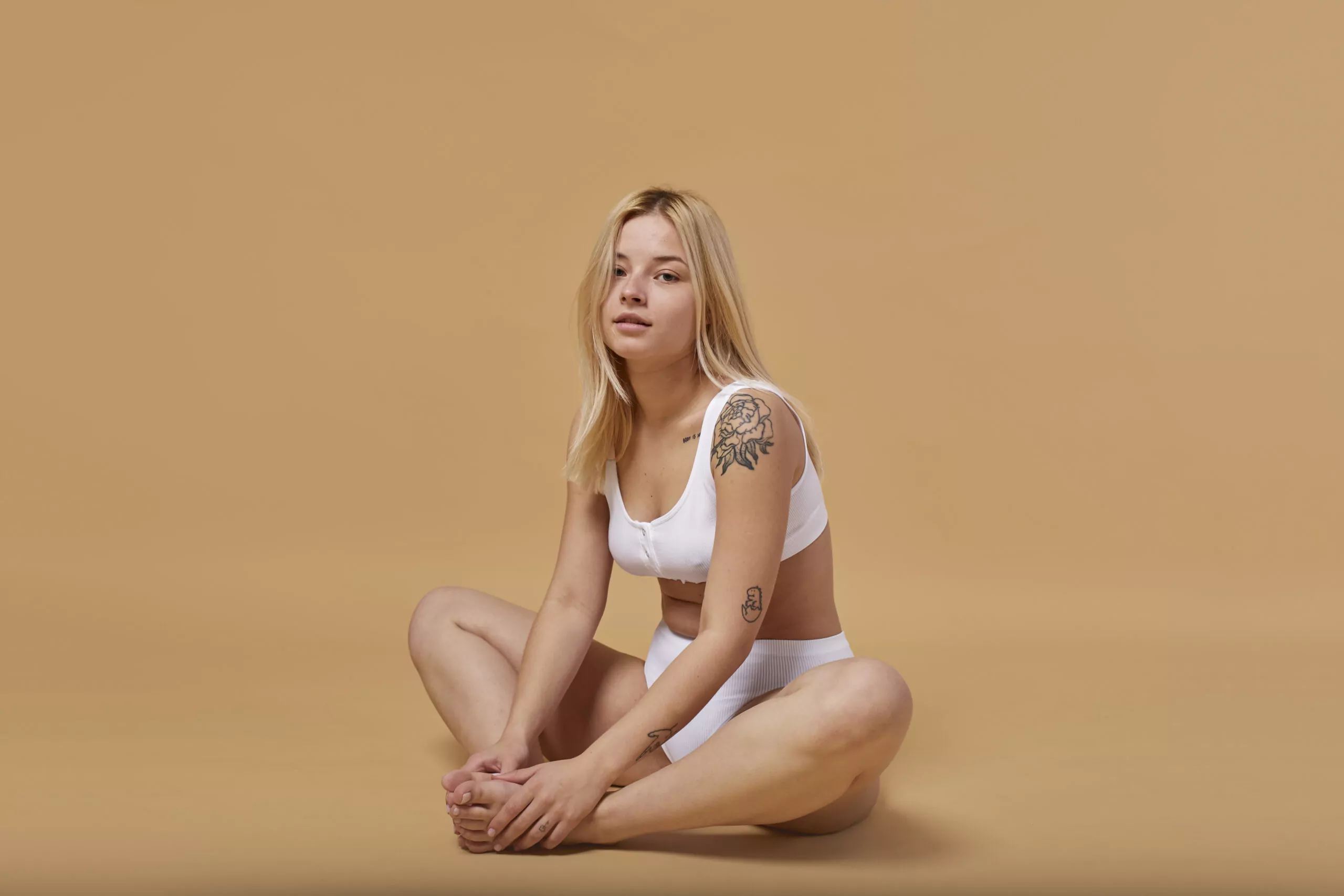 التعديلات التجميلية الطفيفة هي أفضل صديق للفتاة التعديلات التجميلية الطفيفة هي أفضل صديق للفتاة